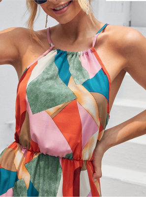 Ein kleines kleines Kleid ohne Ärmel