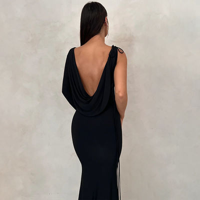 V-Hals schlankes Abendkleid feste Farbe Krawatte eine Schulter Hohl schwarzes sexy Abendkleid