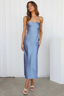 Kleines Abendkleid im französischen Stil, Kreuzband Halter, Kleines Abendkleid in mittlerer Länge