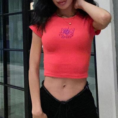 Runder Hals Sexy Enge T-Shirts Feste Farbe Sexy Crop Enge Passform Kurzärme Shirt