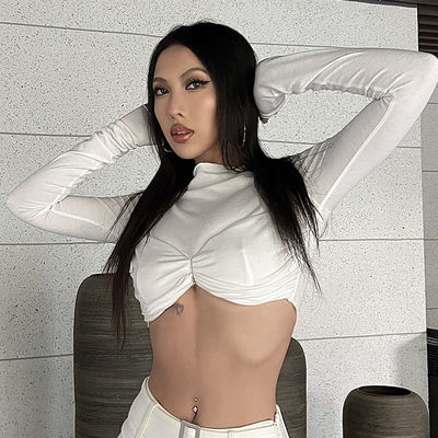 Ein-Linie-Hals-Sexy-Tight-Shirts Langärme-Festfarbe Weiß gefaltetes T-Shirt
