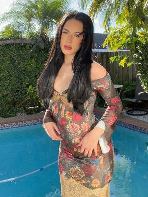 Mehrfache Größe Paket Hüftkleid Elegante Temperament Schlankheitsdruck Sexy Hüft Wrap Kleid