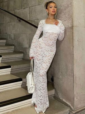 Polyester-Paket Hüftkleid Spitze Nähte Durchschauen Langärme Tasche Hüftquadratkragen Spitze Kleid