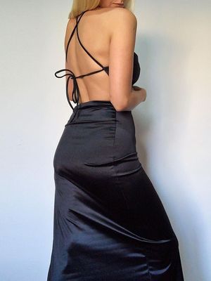 Mode-Hot-Verkauf Massivfarbe hängender Hals rücksichtslos dünner Gürtel Wickel Hüft Rock sexy Split-Kleid