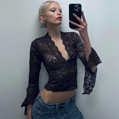 Neue sexy tiefe V schlanke Passform alles kurze Ernte kundenspezifische Spitze langer Ärmel Spice Girl Stil Spitze Top